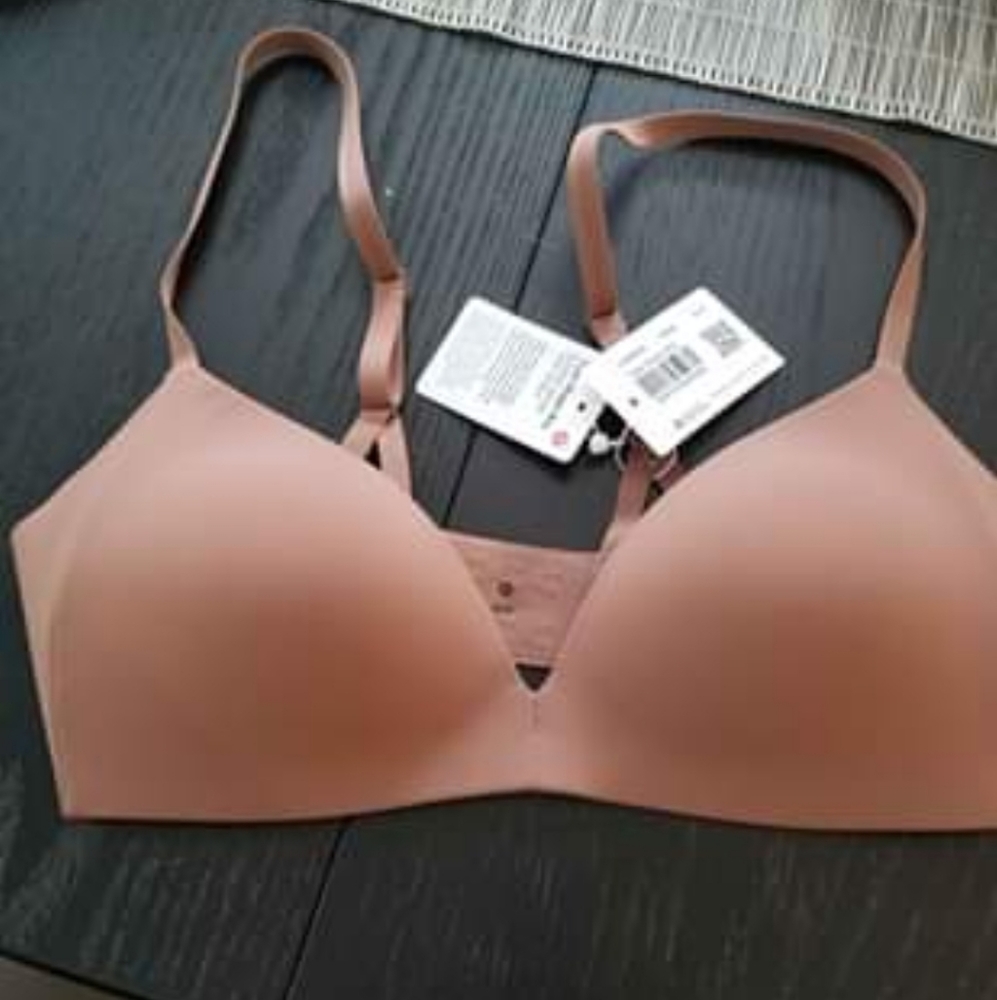 Lululemon bra bnwt